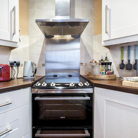 Pass The Keys Wonderful 3Br Townhouse Top Location Cafes Belfast Exterior foto